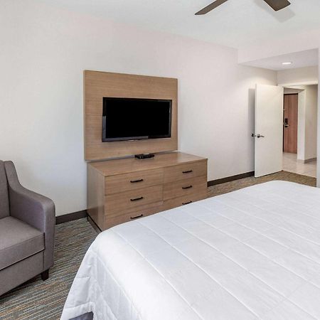 Wingate By Wyndham Houston Bush Intercontinental Airport Hotel Exterior photo