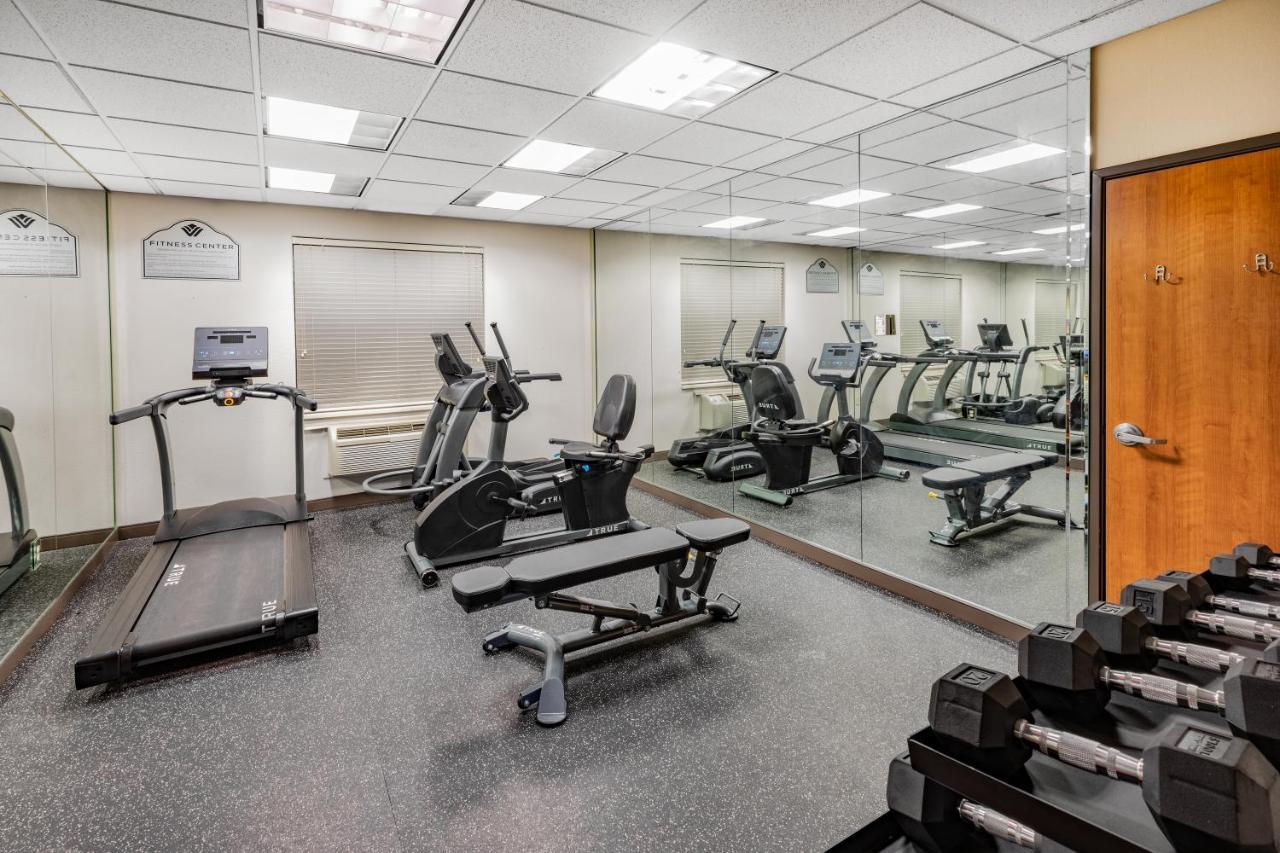 Wingate By Wyndham Houston Bush Intercontinental Airport Hotel Exterior photo
