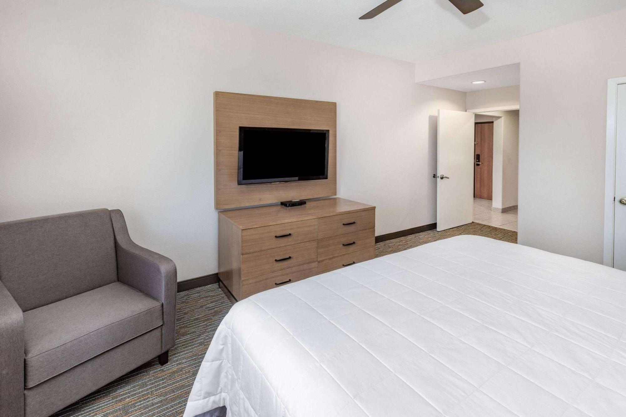 Wingate By Wyndham Houston Bush Intercontinental Airport Hotel Exterior photo