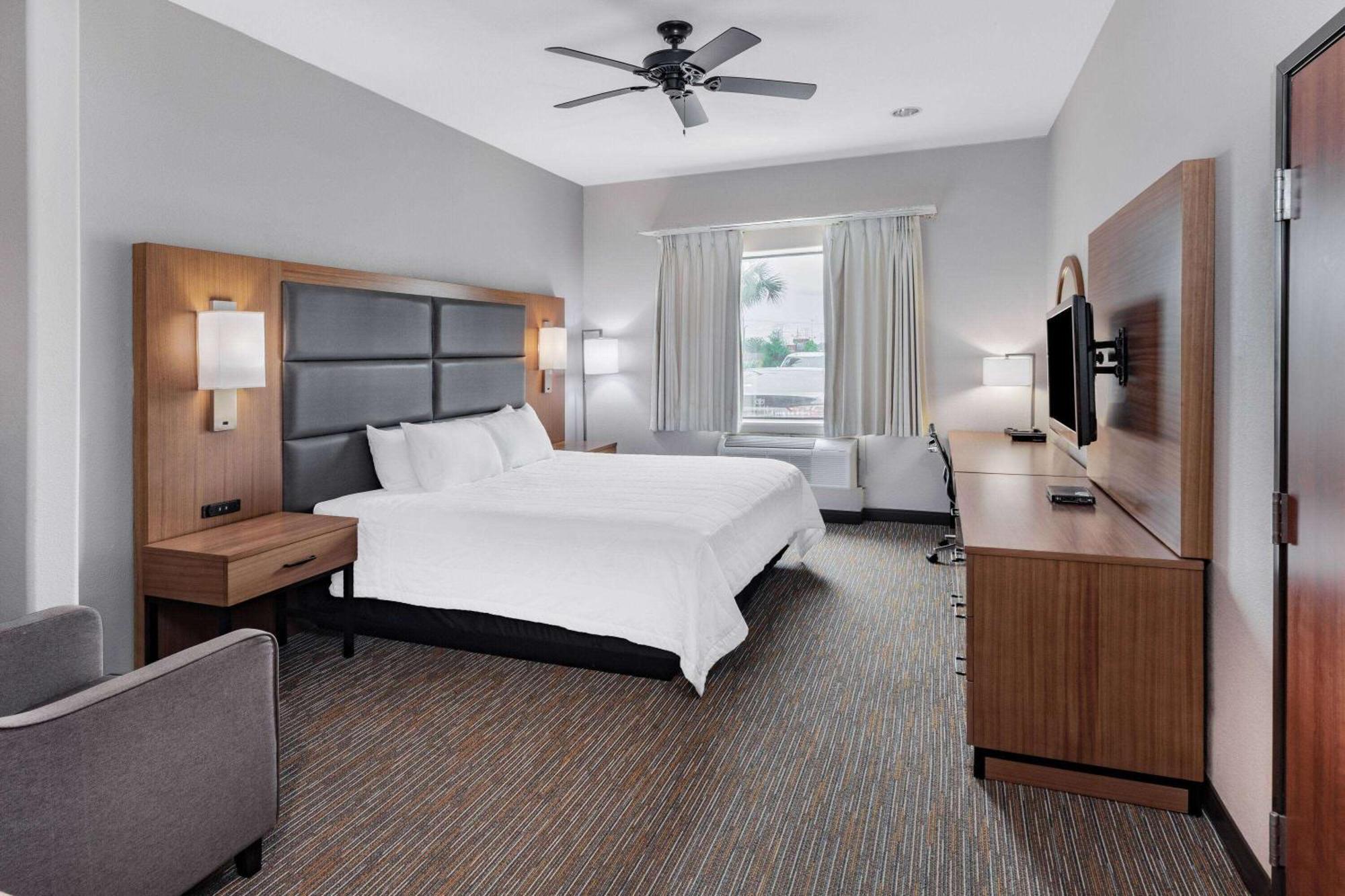Wingate By Wyndham Houston Bush Intercontinental Airport Hotel Exterior photo
