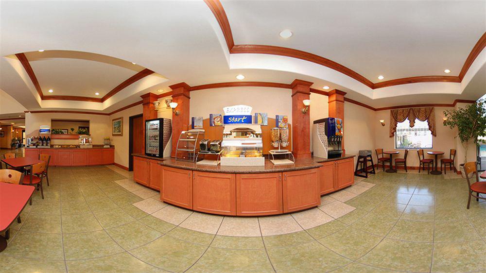 Wingate By Wyndham Houston Bush Intercontinental Airport Hotel Exterior photo